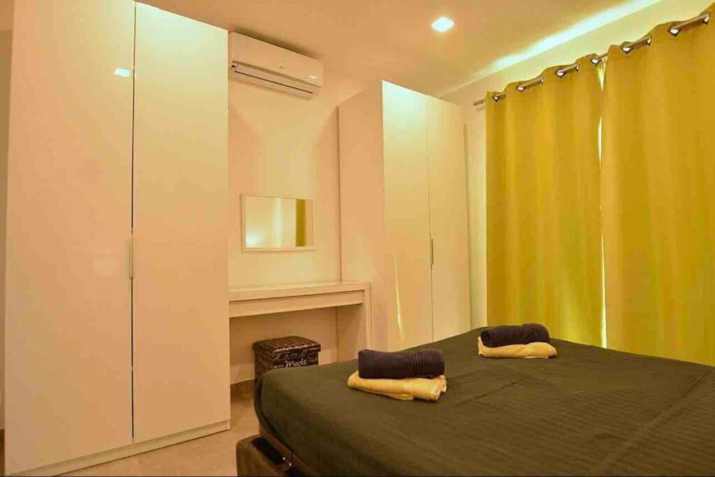 2 Bedroom Nicely Furnished Seaside Apartment in Gzira - Dima 2 photo 4