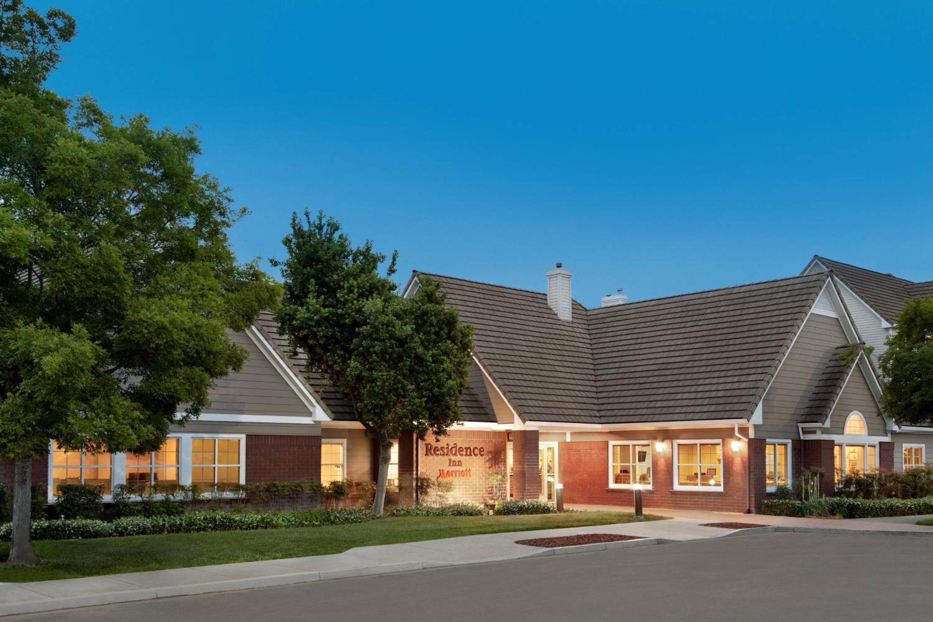 Vacaville Vacations - Residence Inn By Marriott Vacaville - Property Image 17