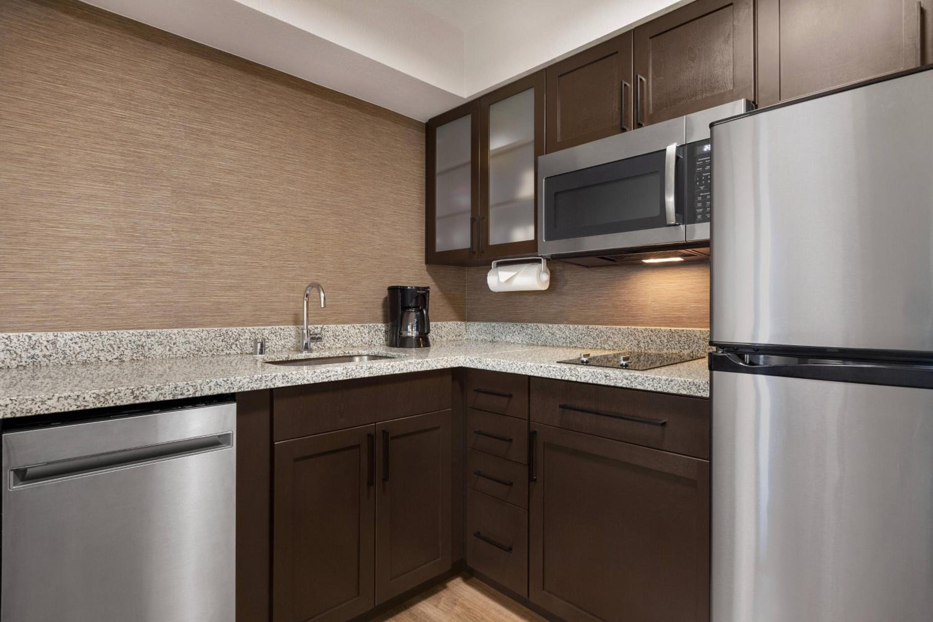 Vacaville Vacations - Residence Inn By Marriott Vacaville - Property Image 13