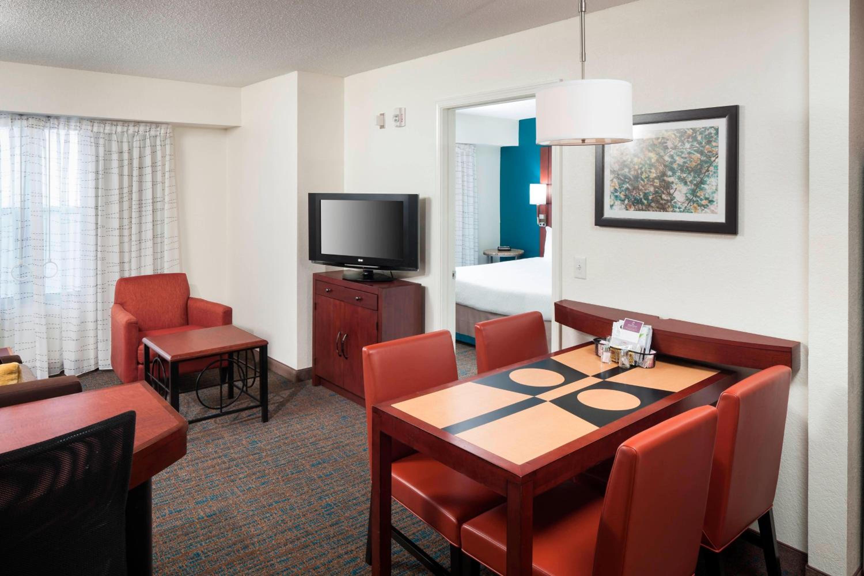 Dothan Vacations - Residence Inn by Marriott Dothan - Property Image 12