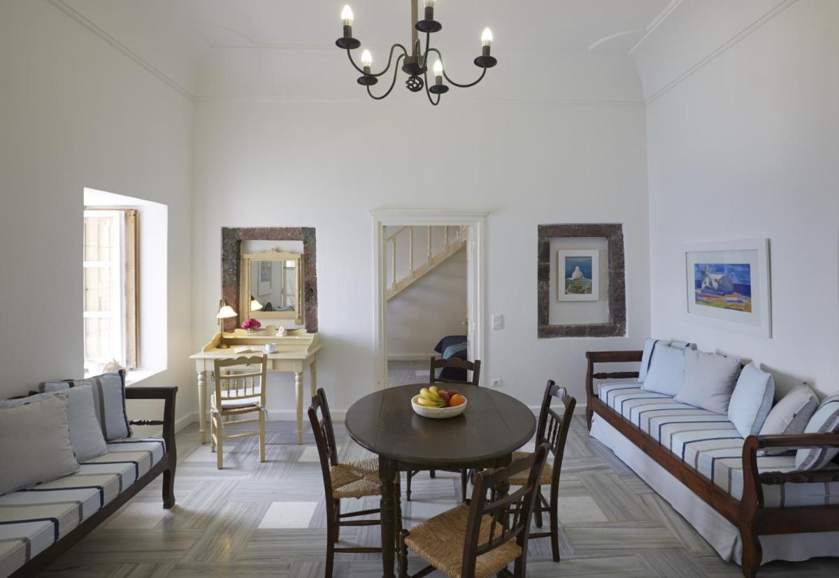 Cori Rigas Suites photo 5