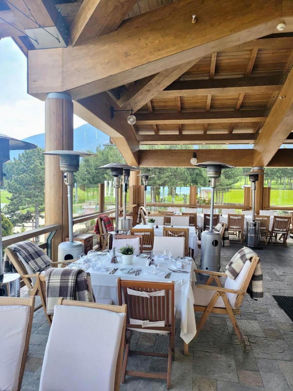 Pirin Golf Villa Compass Property