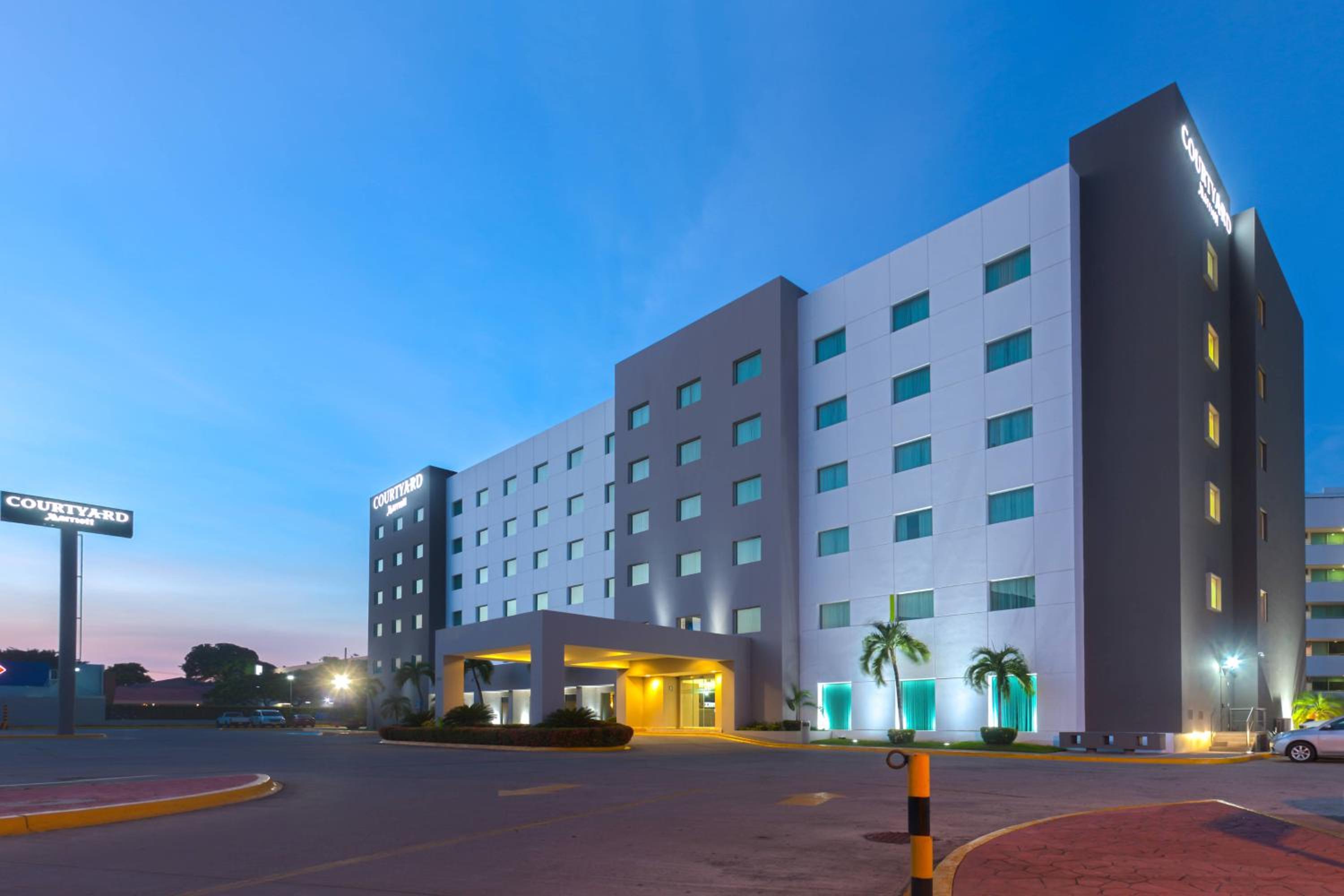 Villahermosa Vacations - Courtyard by Marriott Villahermosa Tabasco - Property Image 1