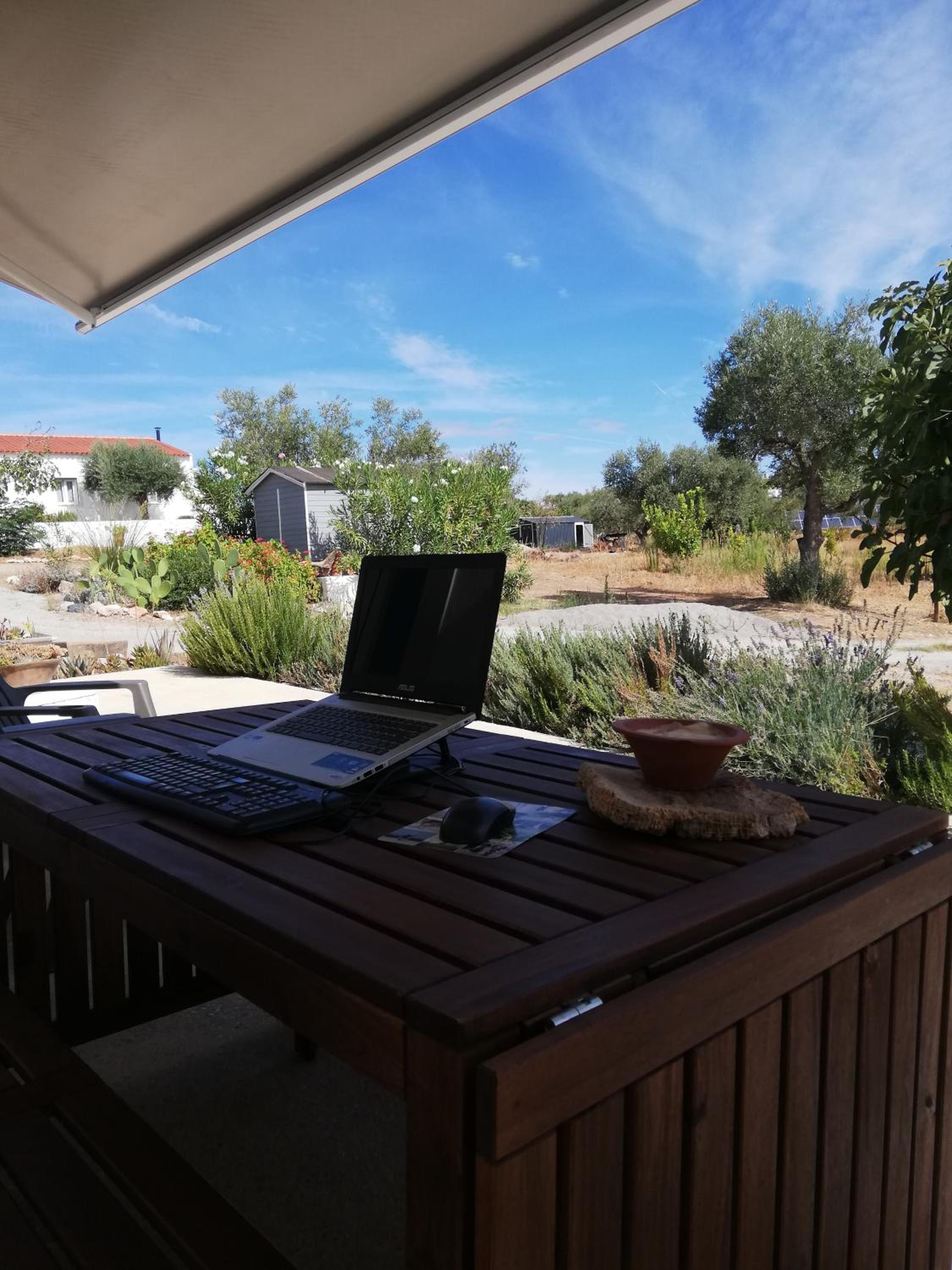 Burrico D`Orada - Rural Stays & Wine Country Tours view 4