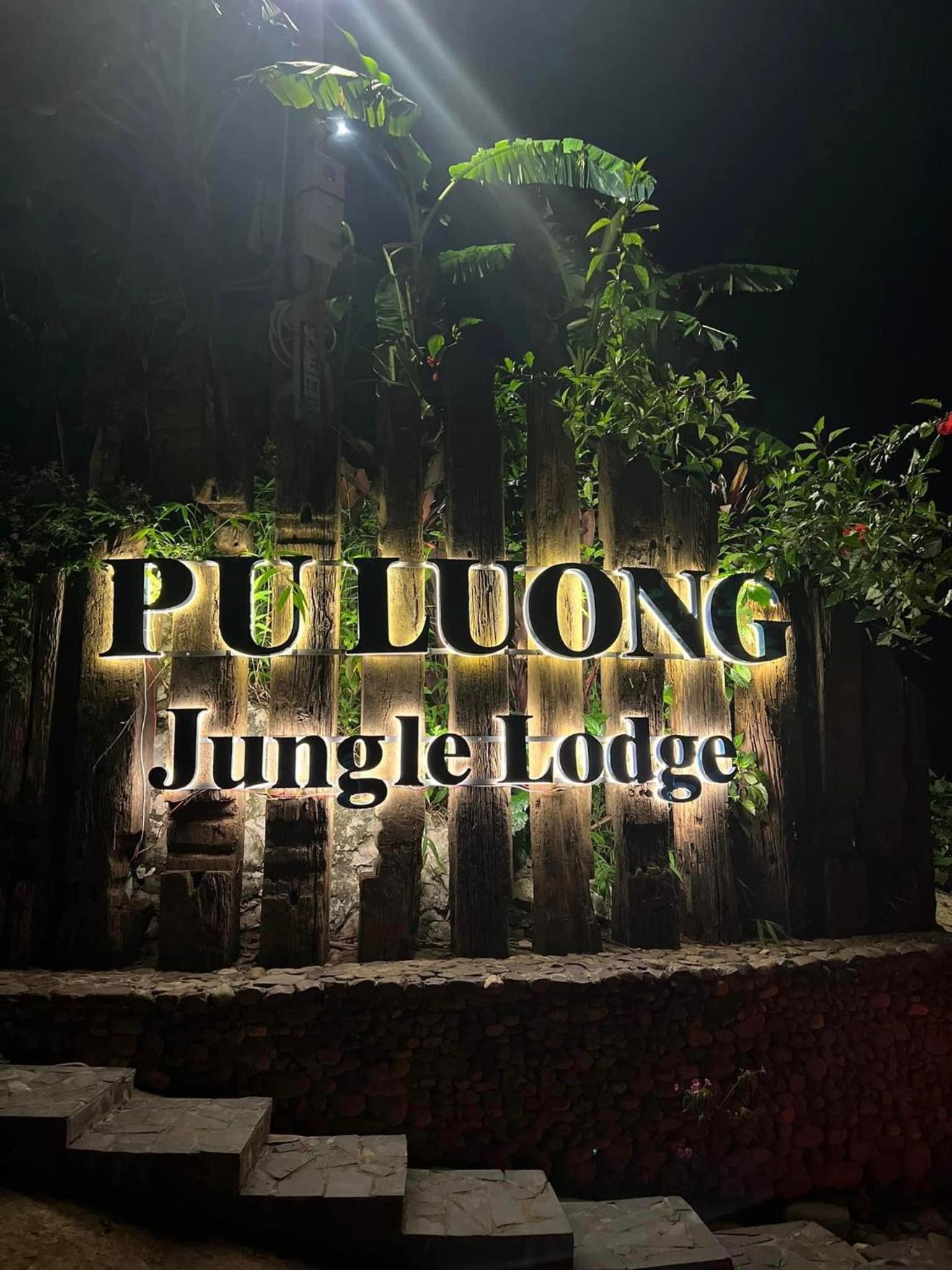 Pu Luong Jungle Lodge view 5