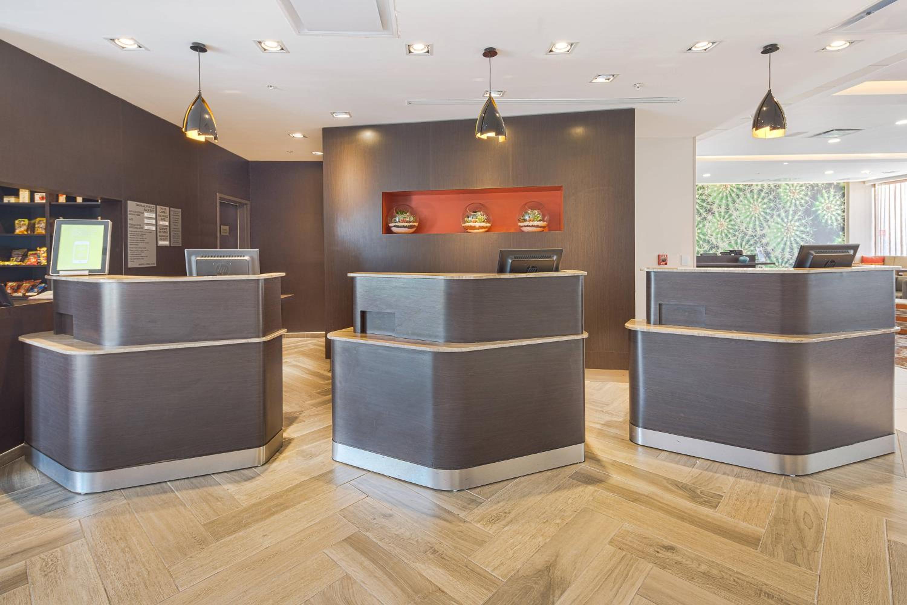 Saltillo Vacations - Courtyard by Marriott Saltillo - Property Image 11