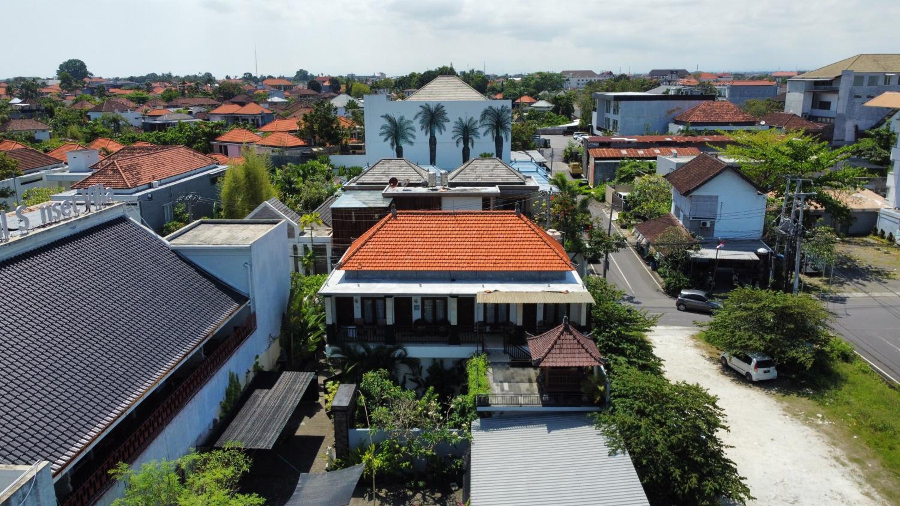 Hotel Dikubu Belong Seminyak - Image 1