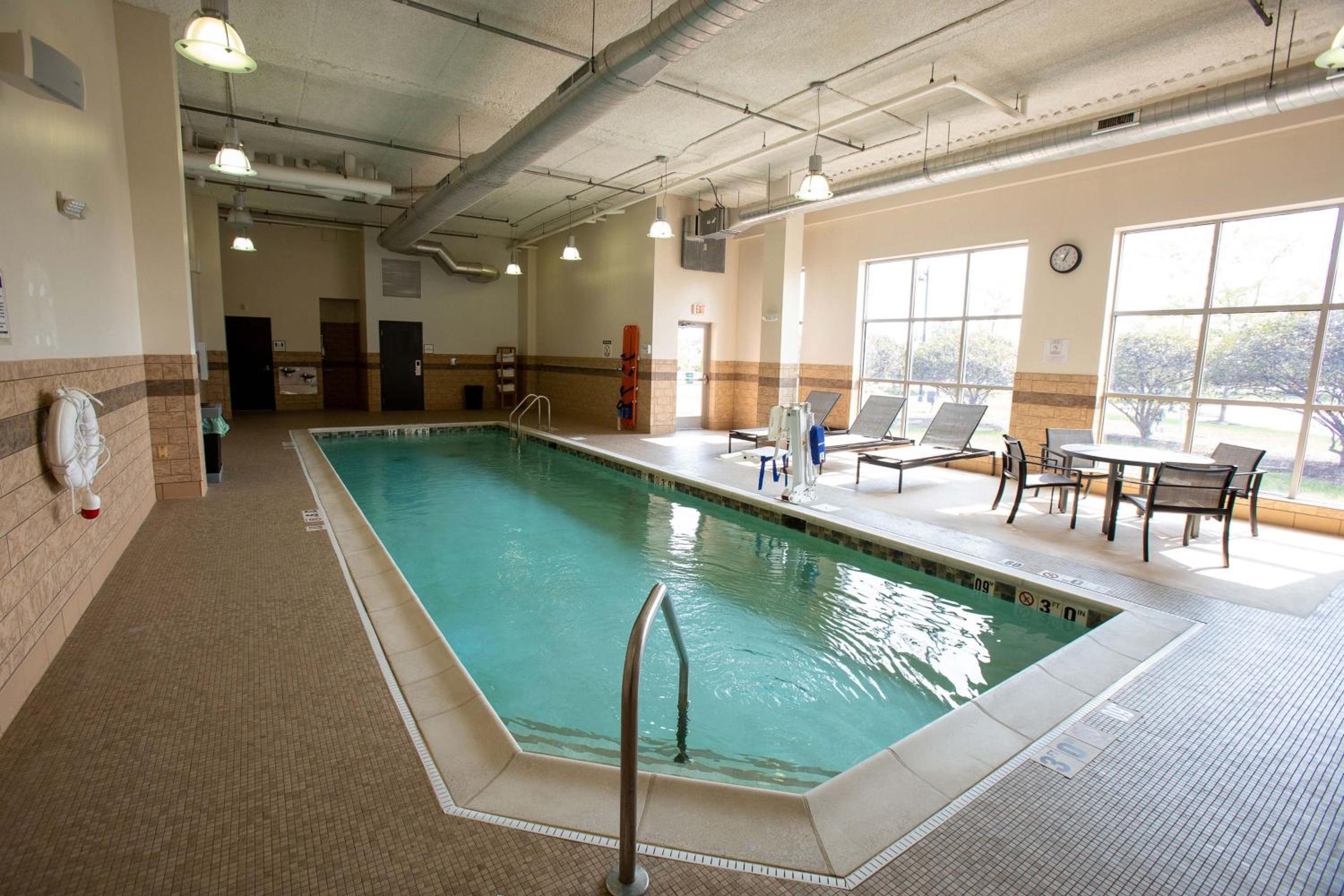 Sheraton Chicago Northbrook - Property Image 8