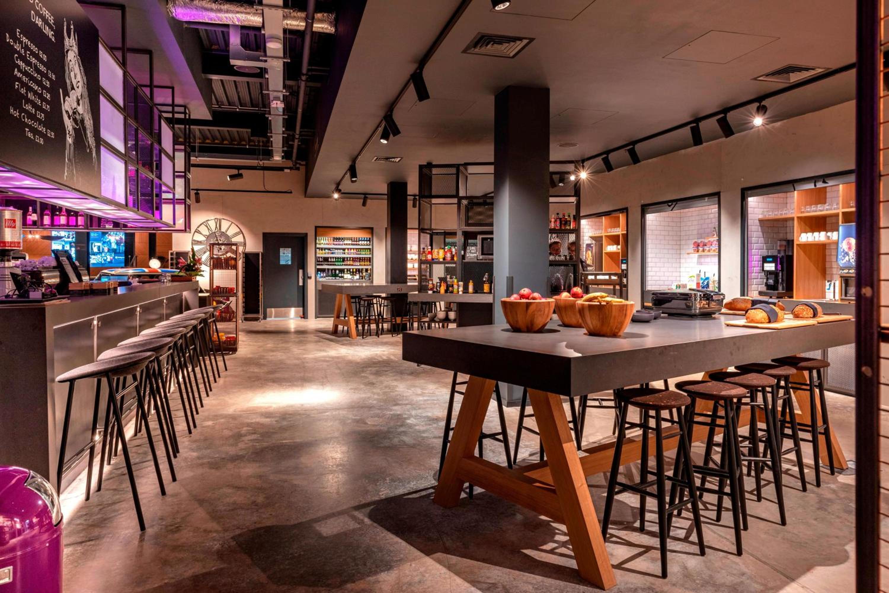 Hounslow Vacations - Moxy London Heathrow Airport - Property Image 5