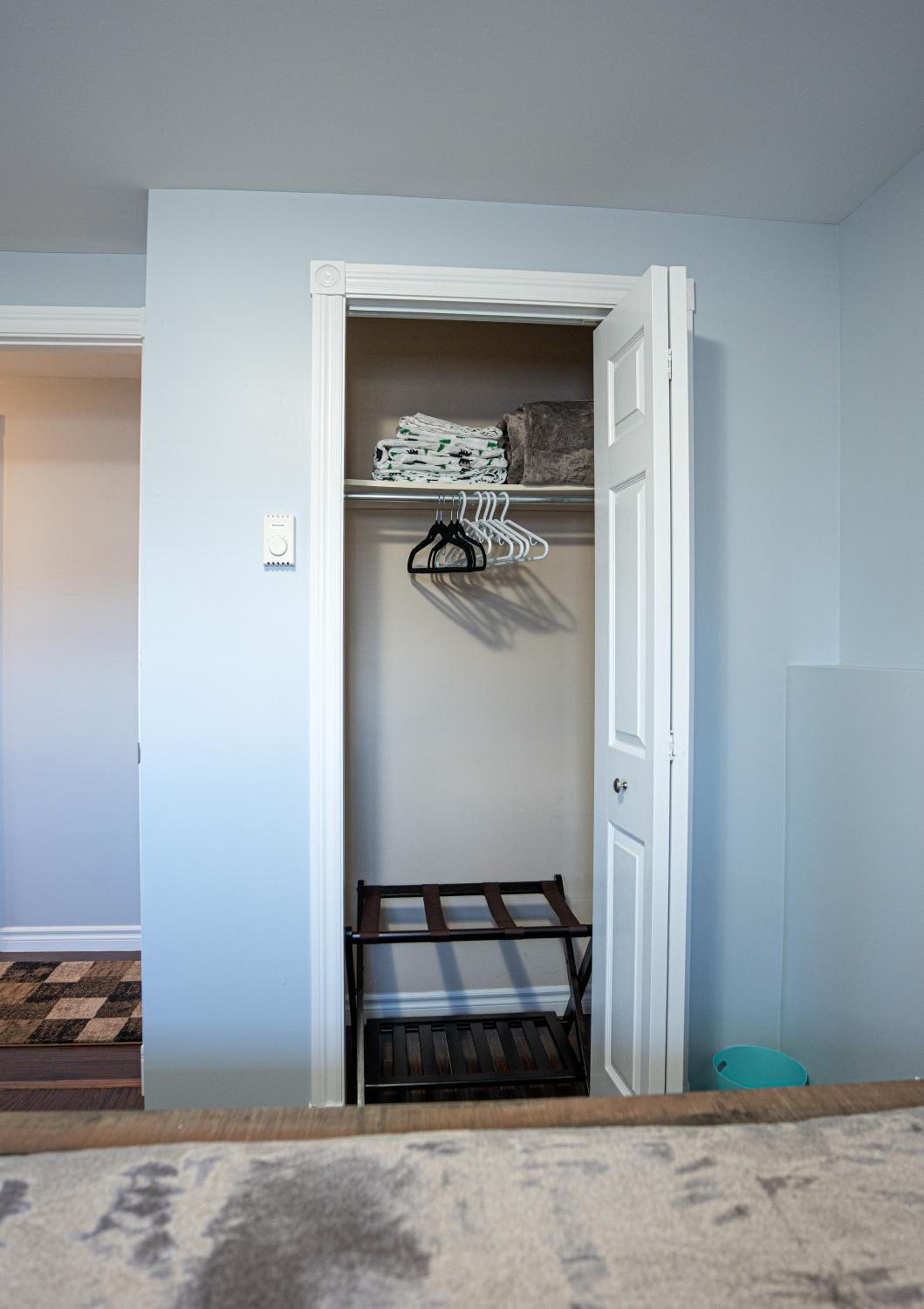 Two Bedroom Apartment Near St John's Airport, photo 15