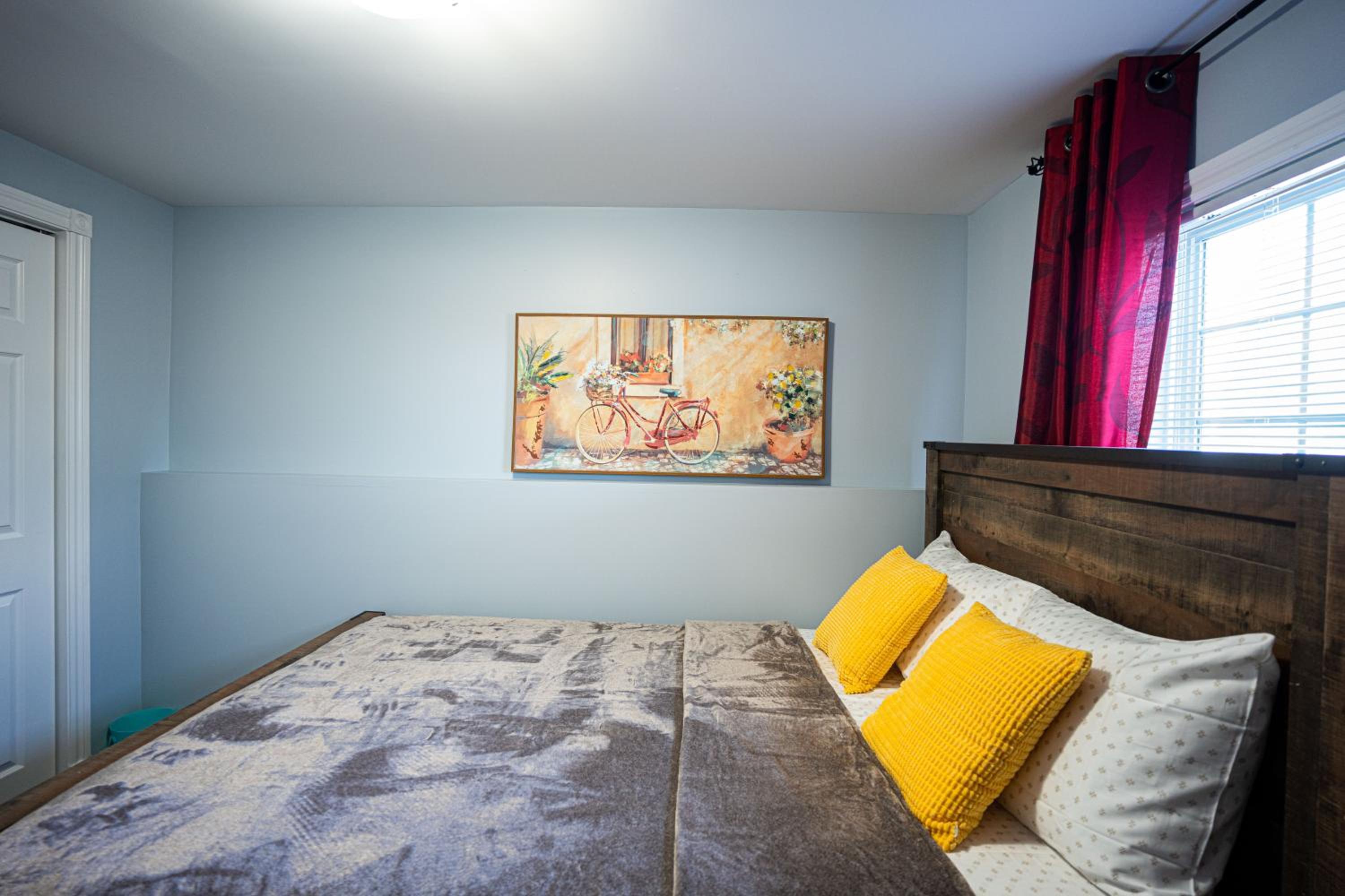 Two Bedroom Apartment Near St John's Airport, photo 24