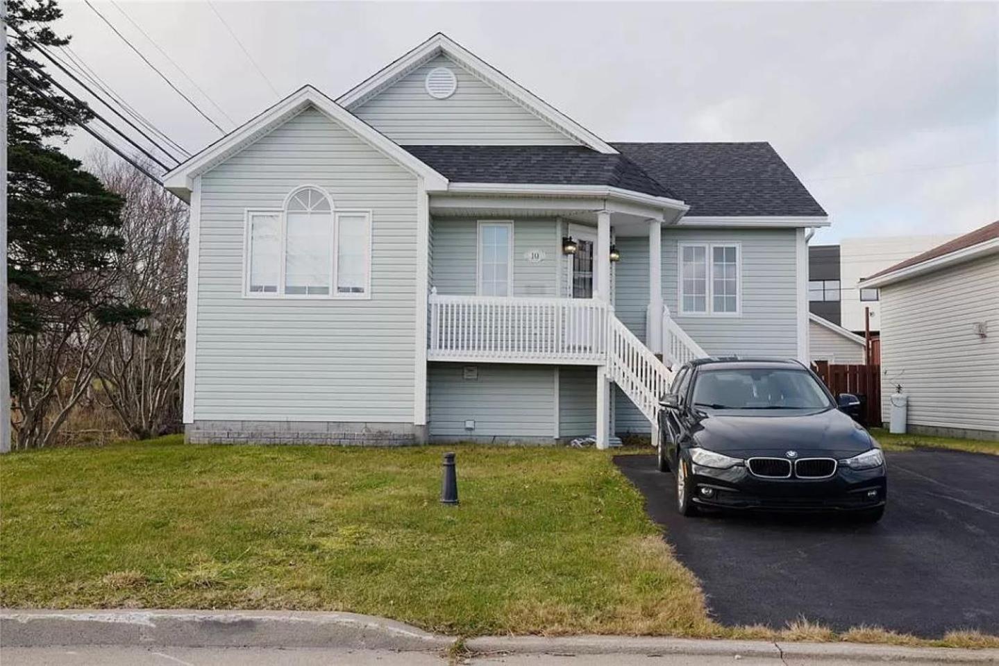 Two Bedroom Apartment Near St John's Airport, photo 34