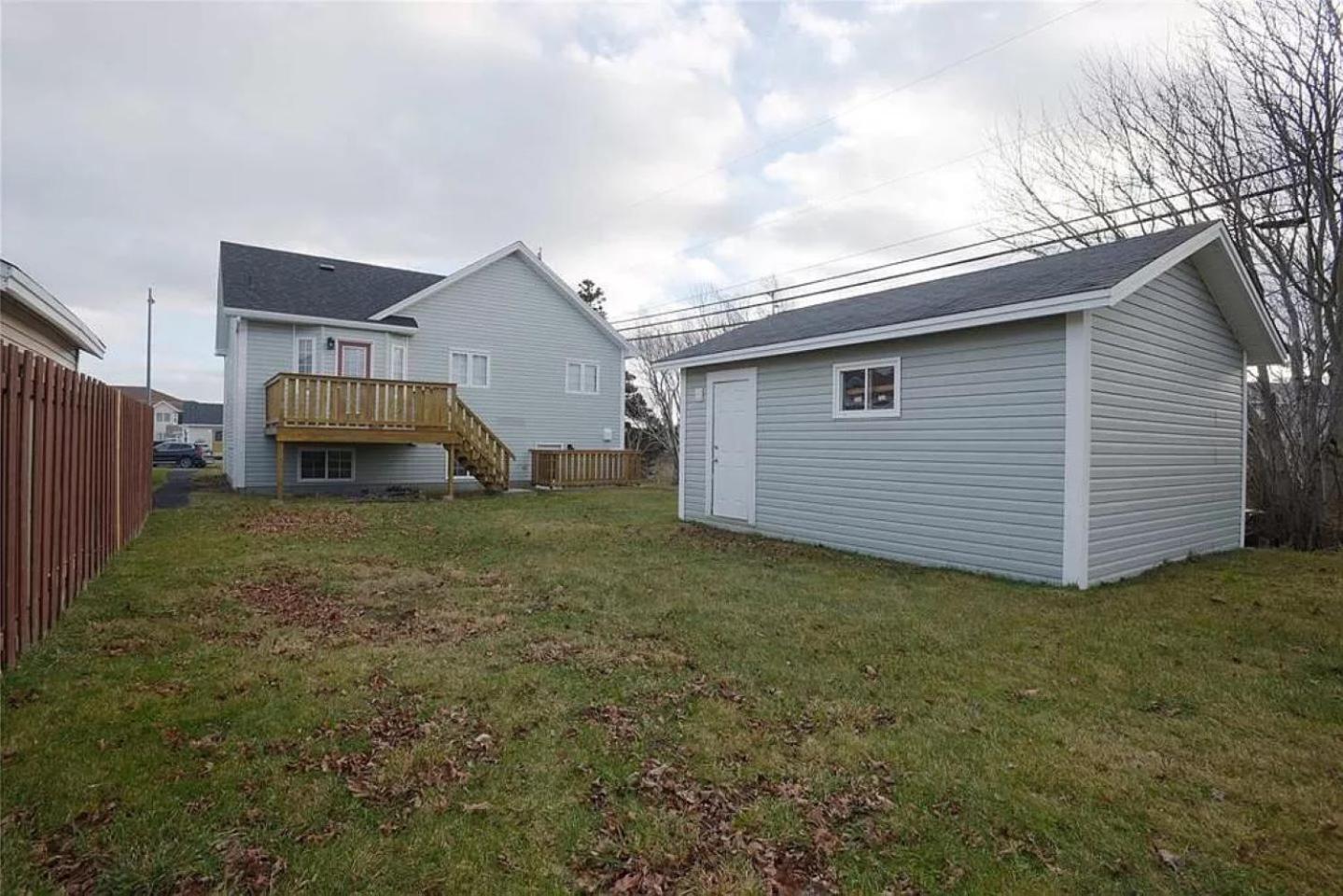 Two Bedroom Apartment Near St John's Airport, photo 3