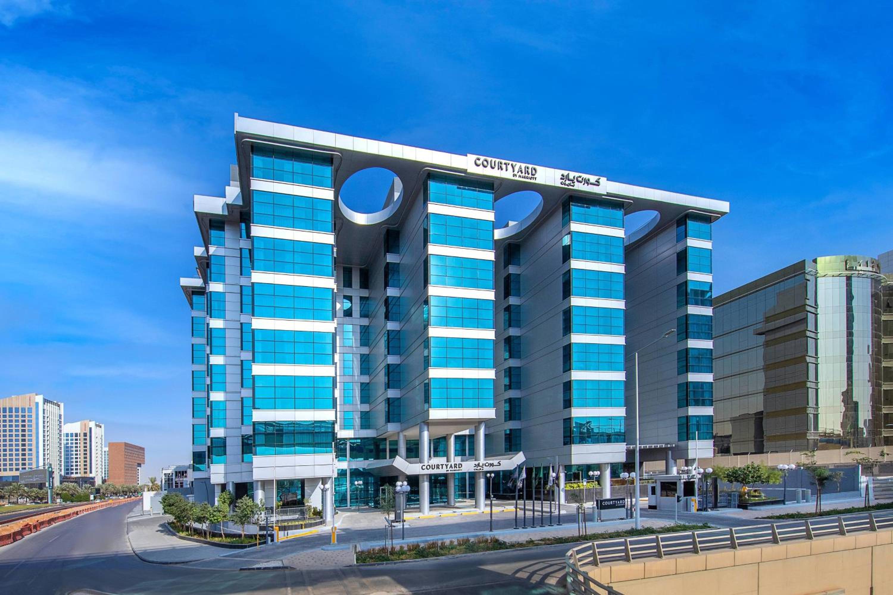 Hotel Courtyard by Marriott Riyadh Northern Ring Road - Image 1