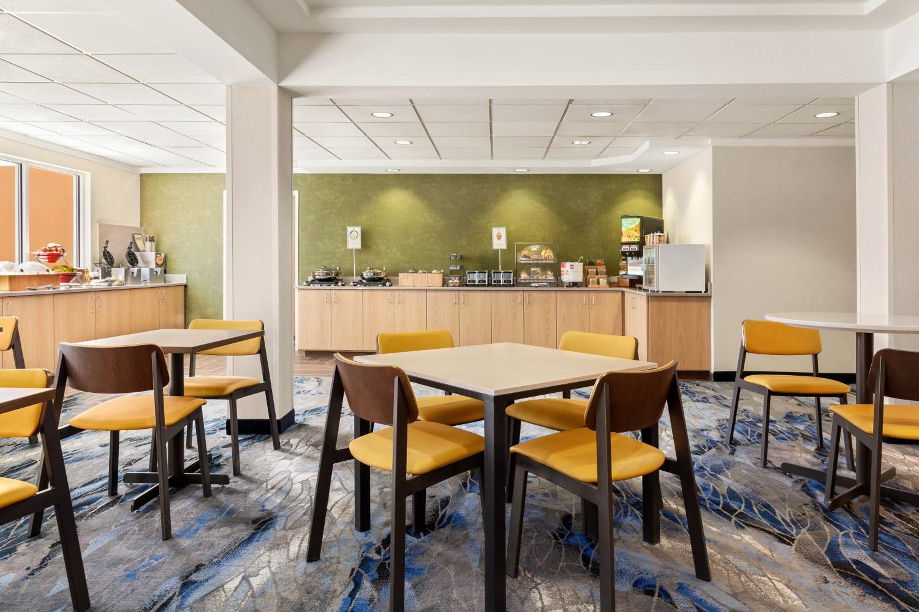Fairfield Inn  Suites by Marriott Reno Sparks - Property Image 6