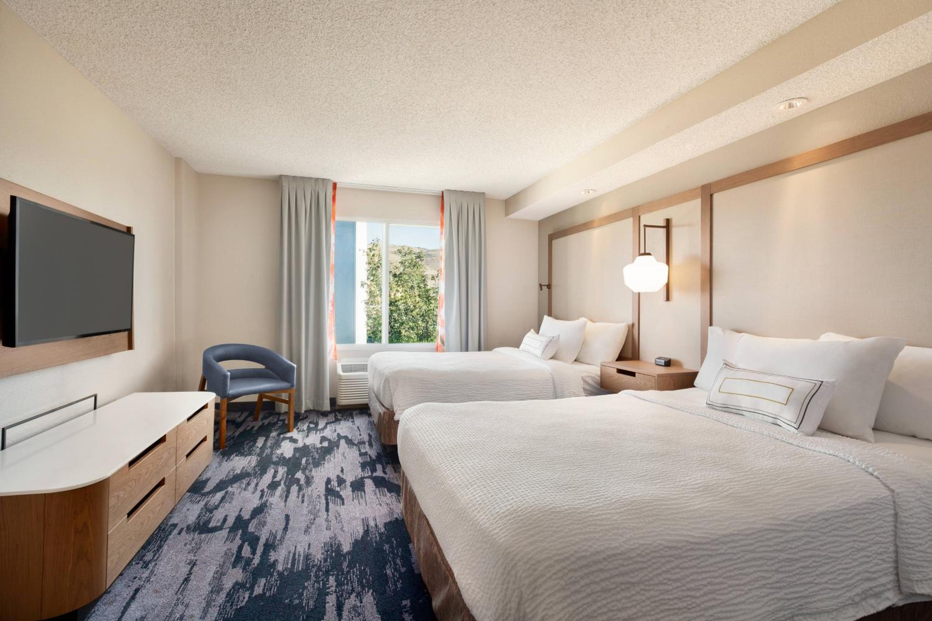 Fairfield Inn  Suites by Marriott Reno Sparks - Property Image 12