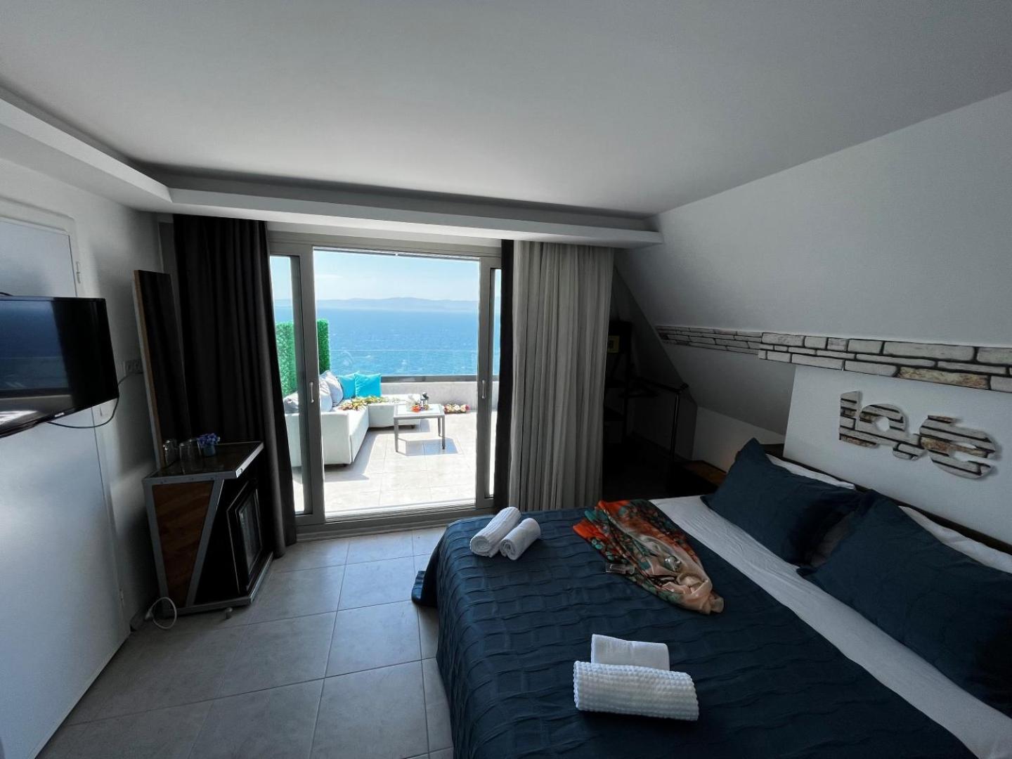 Mavi Panorama Villa - Image 43