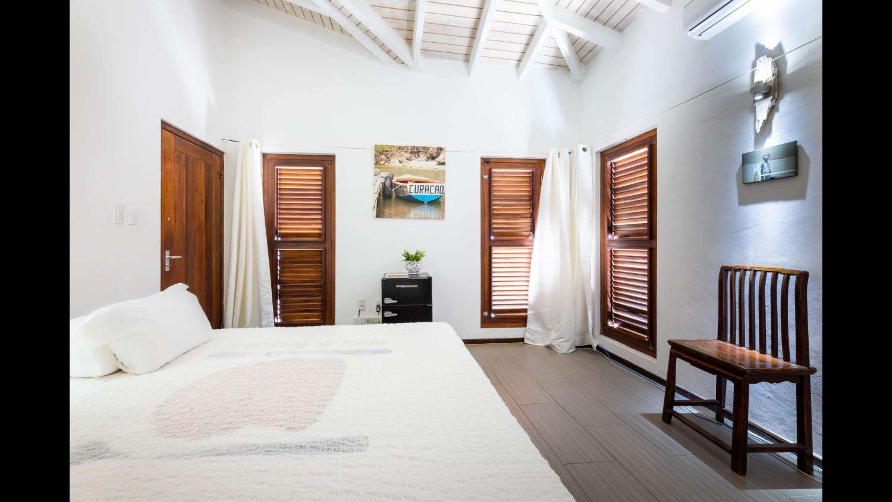 Beautiful Villa with pool near the beach for groups