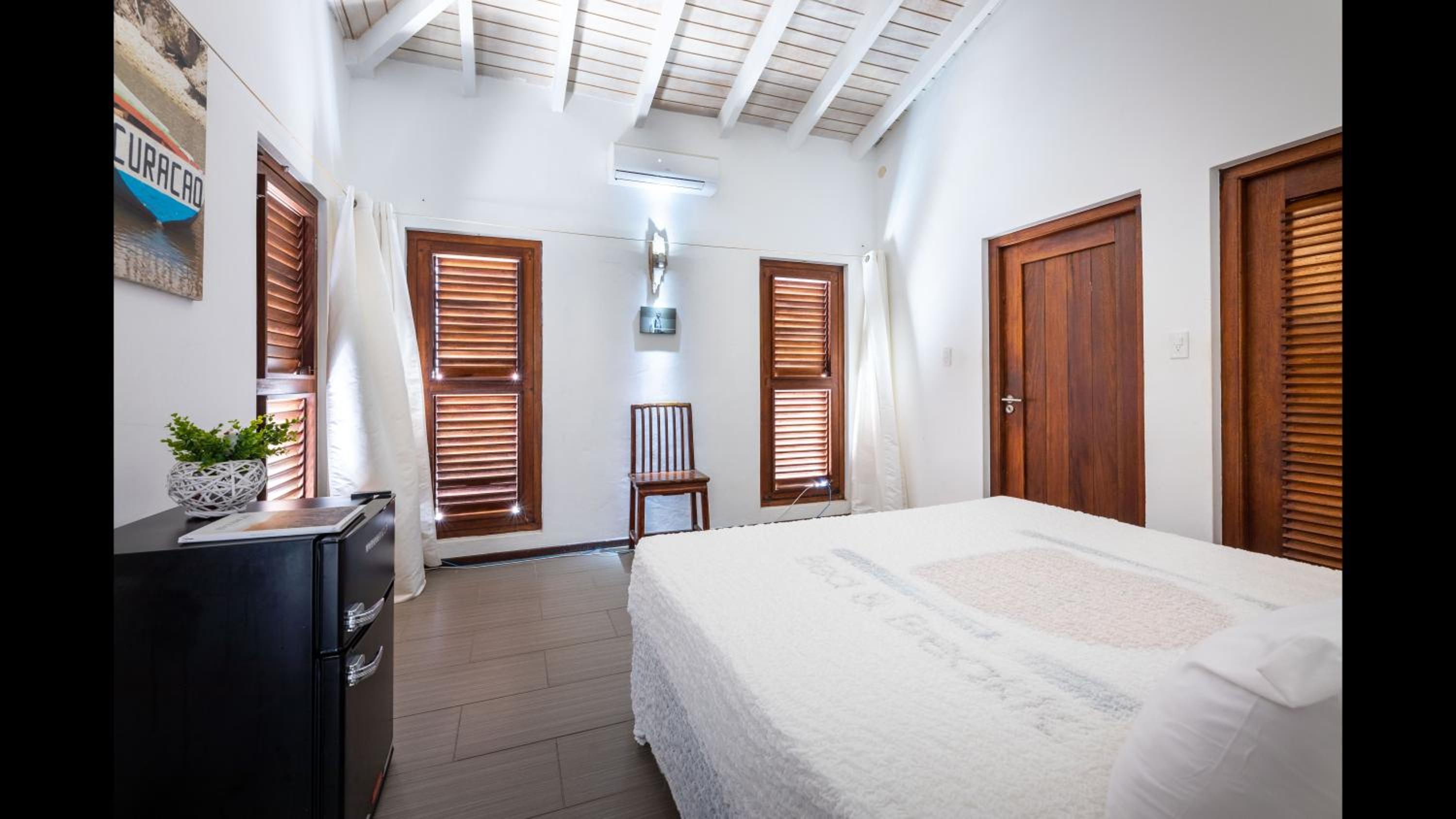 Beautiful Villa with pool near the beach for groups