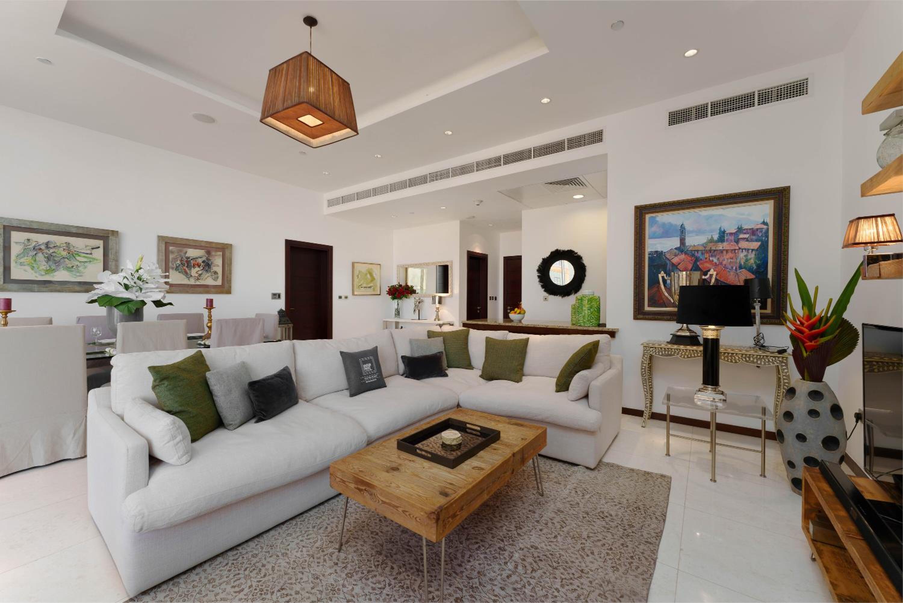 Maison Privee - Splendid Apt on The Palm with Stunning Sea Views