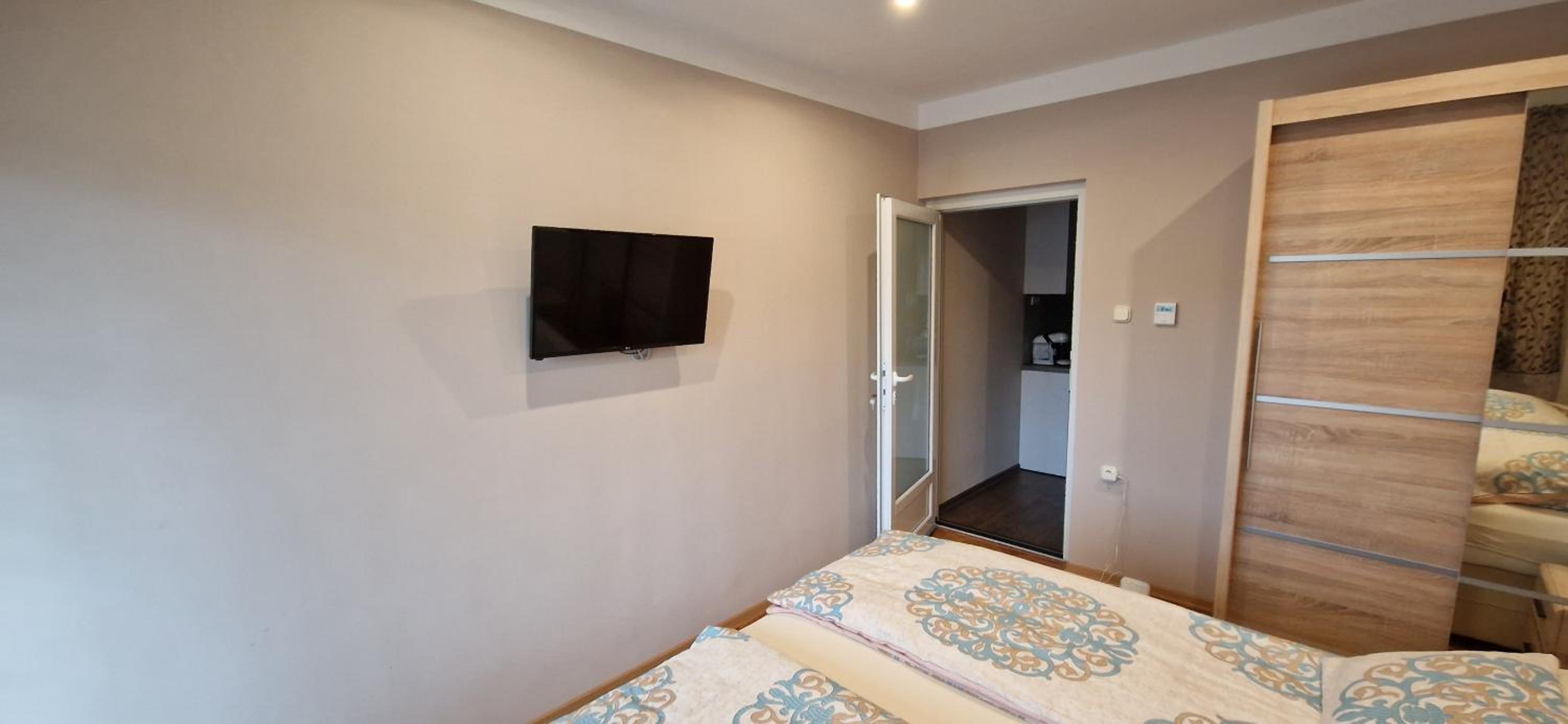 Azra Apartman