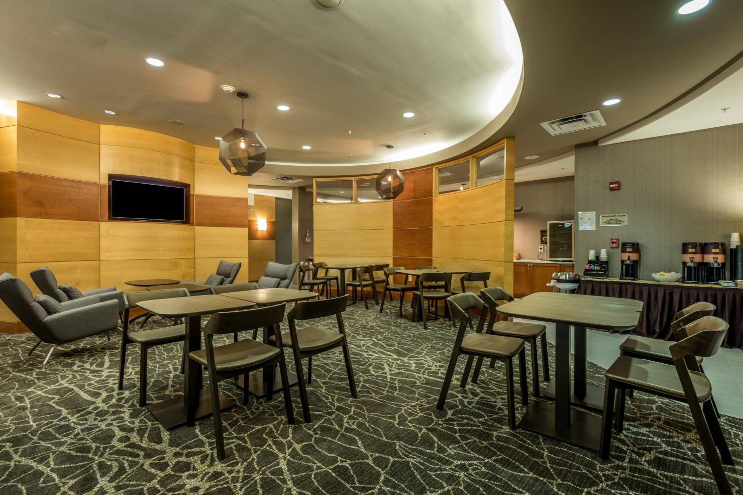 Statesboro Vacations - SpringHill Suites Statesboro University Area - Property Image 3
