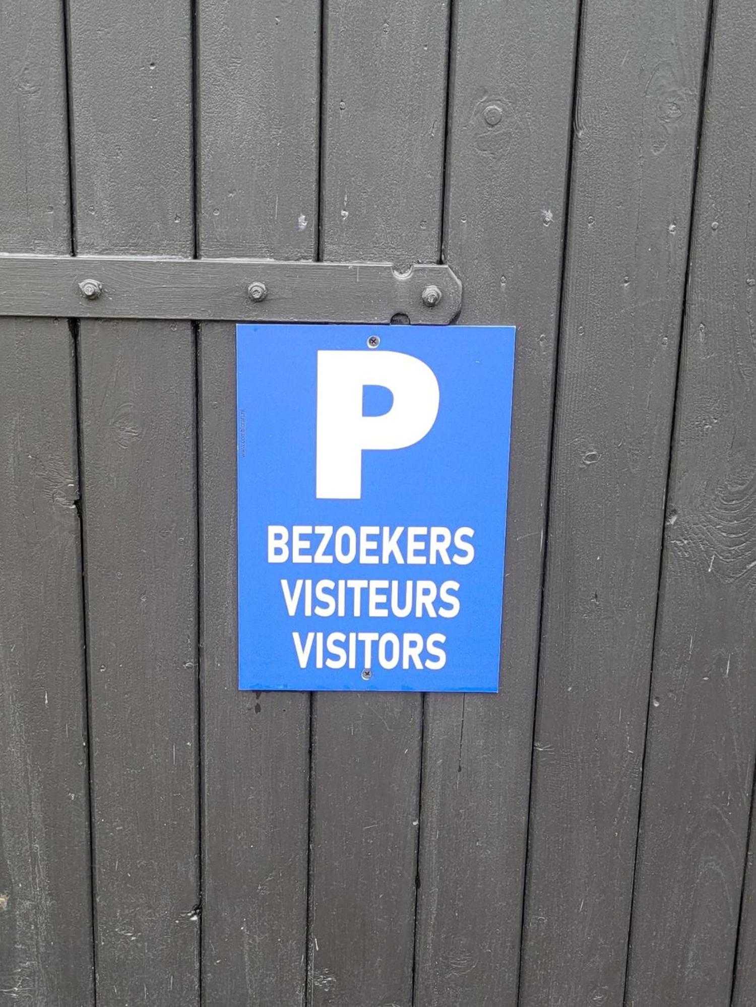 B&B Villa Giethoorn - canalview, privacy & parking view 3