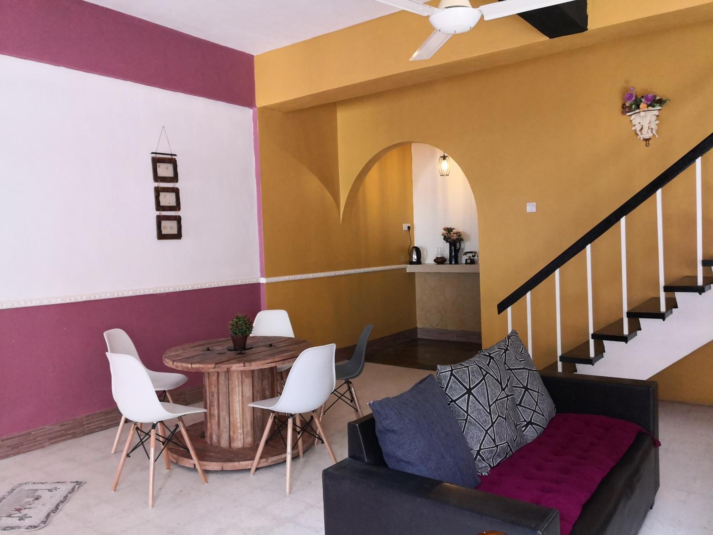 H&T Vintage Decor Homestay view 4