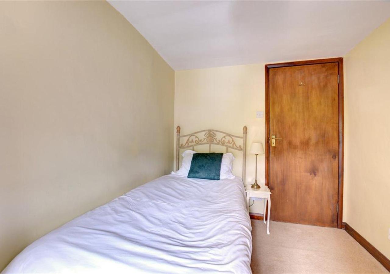 2 Bed in Gunnerside oc-ds230
