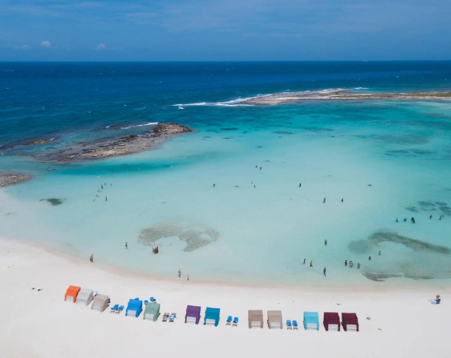 Private Peaceful Paradise on One Happy Island