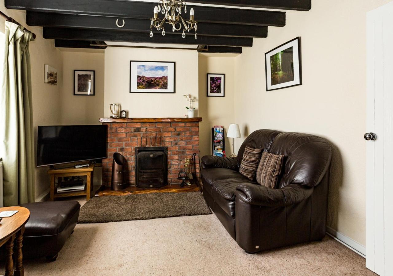 2 Bed in Whitby oc-wa011