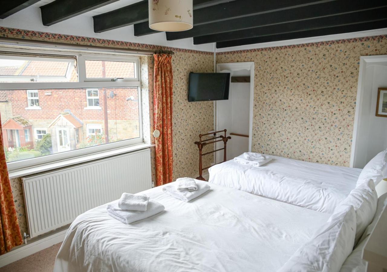 2 Bed in Whitby oc-wa011