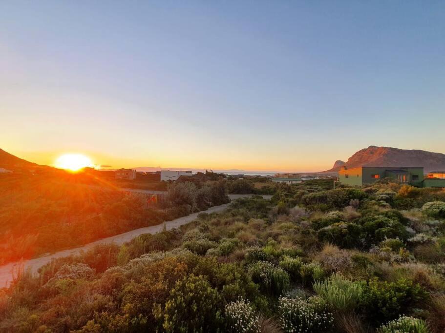 Secure, luxurious with lovely views view 3
