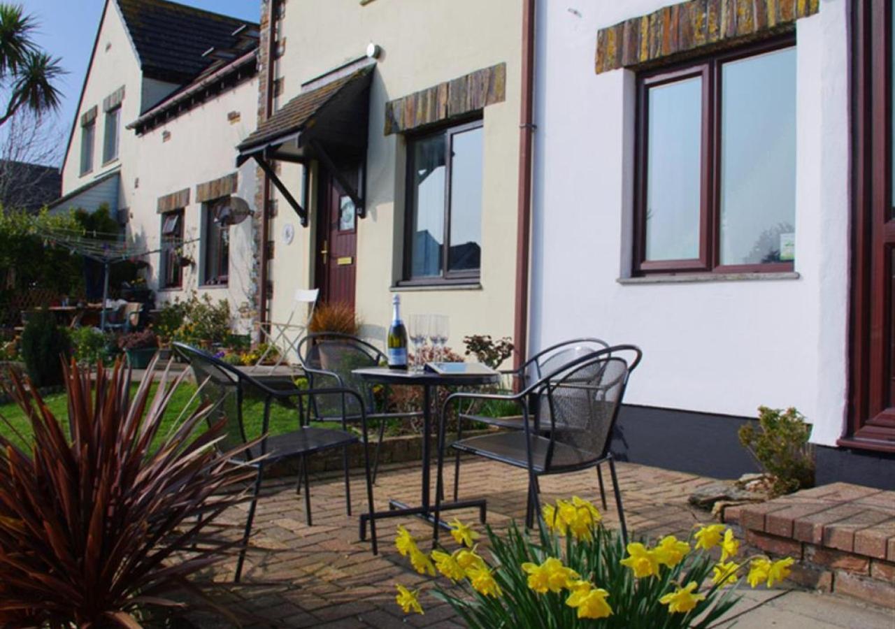 2 Bed in Padstow oc-p00390