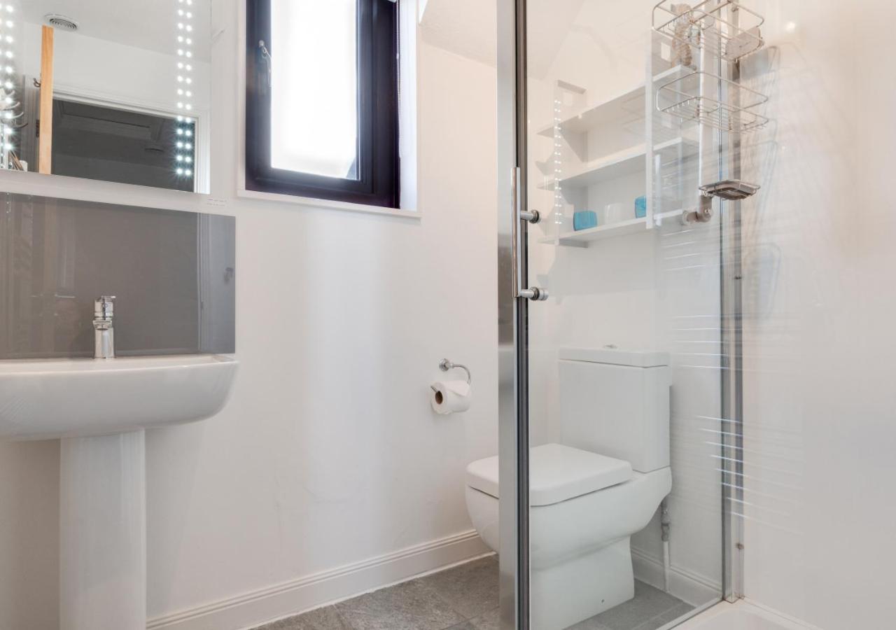 2 Bed in Padstow oc-p00330