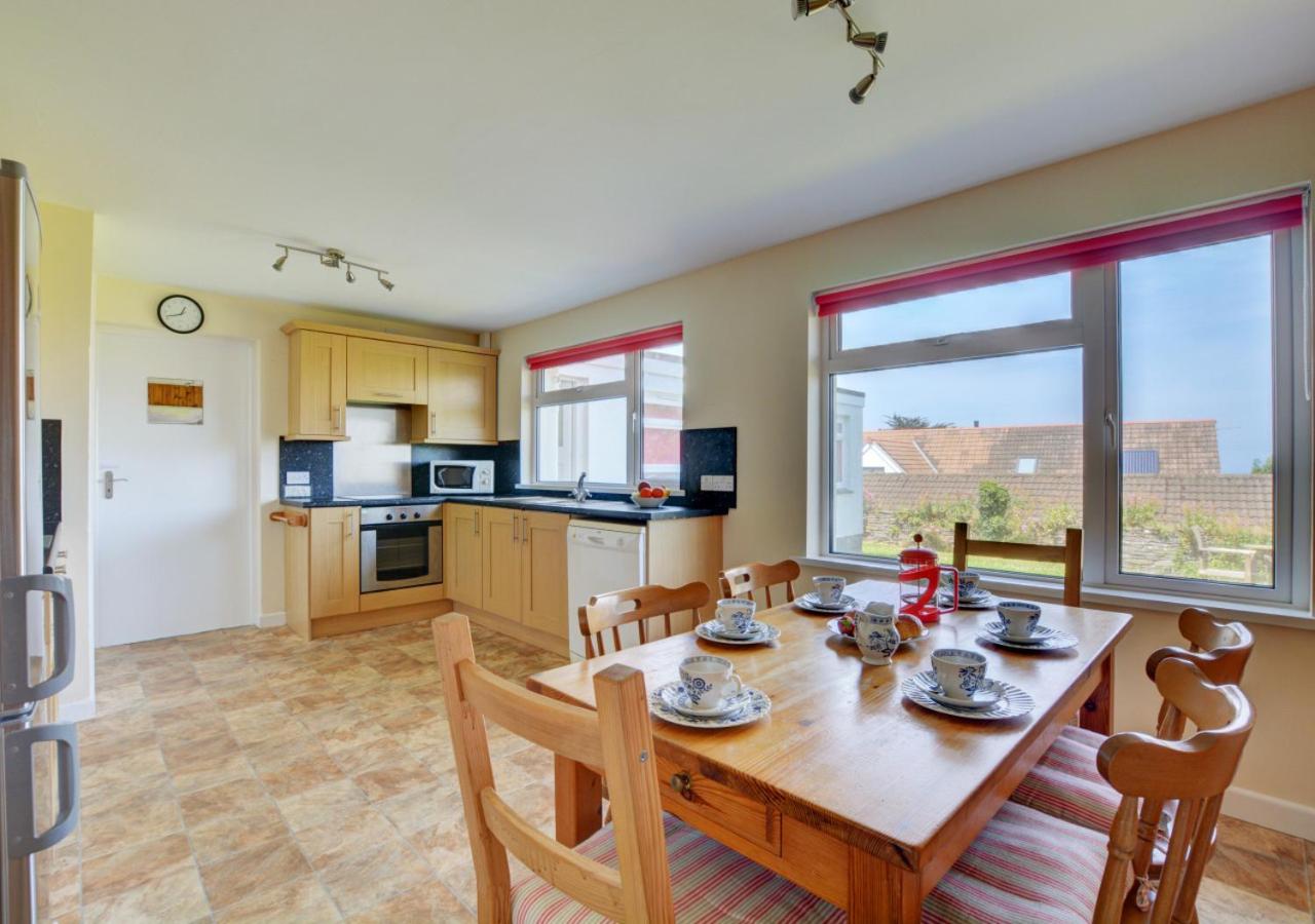 4 Bed in Padstow oc-p00401
