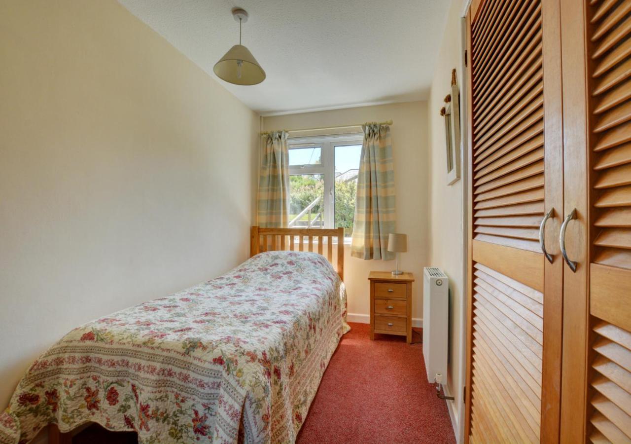 4 Bed in Padstow oc-p00401