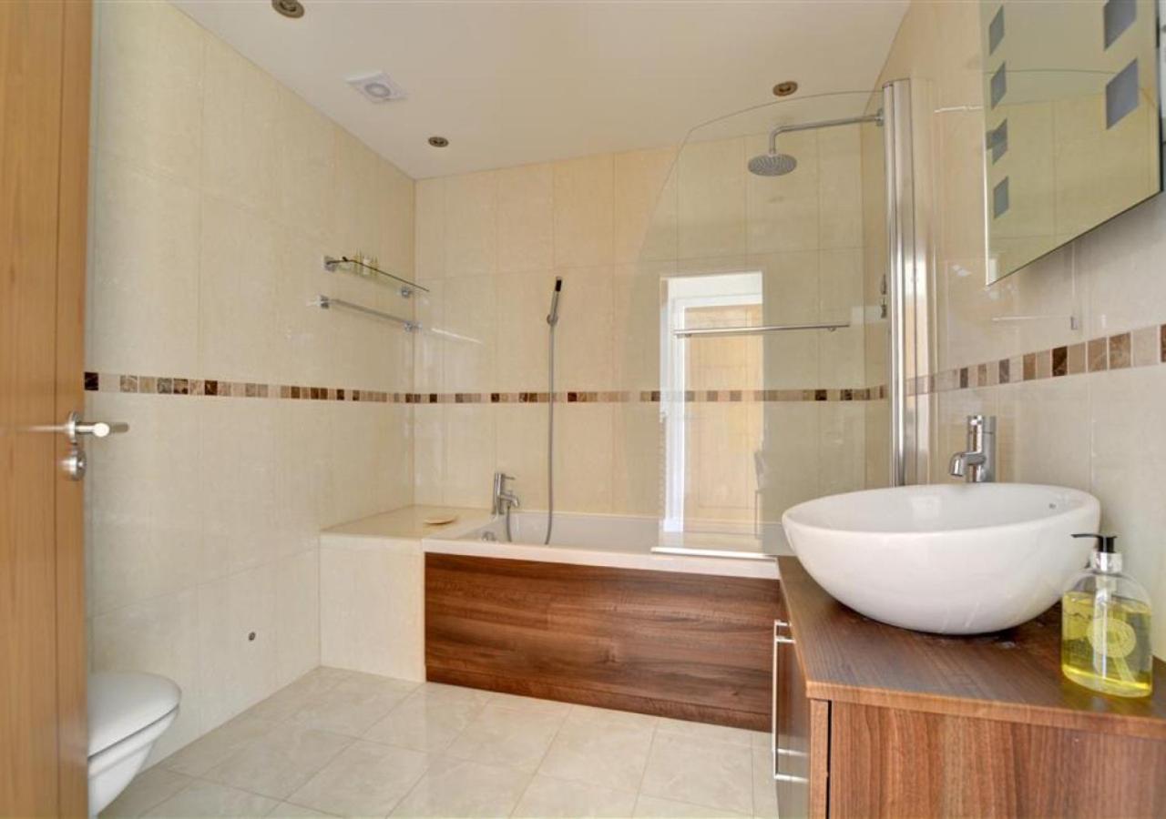3 Bed in Wadebridge oc-p00415