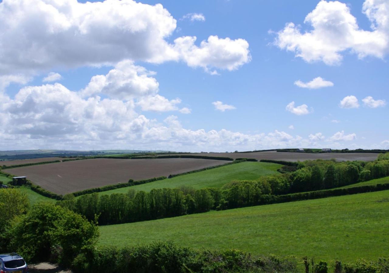 2 Bed in Padstow oc-p00422