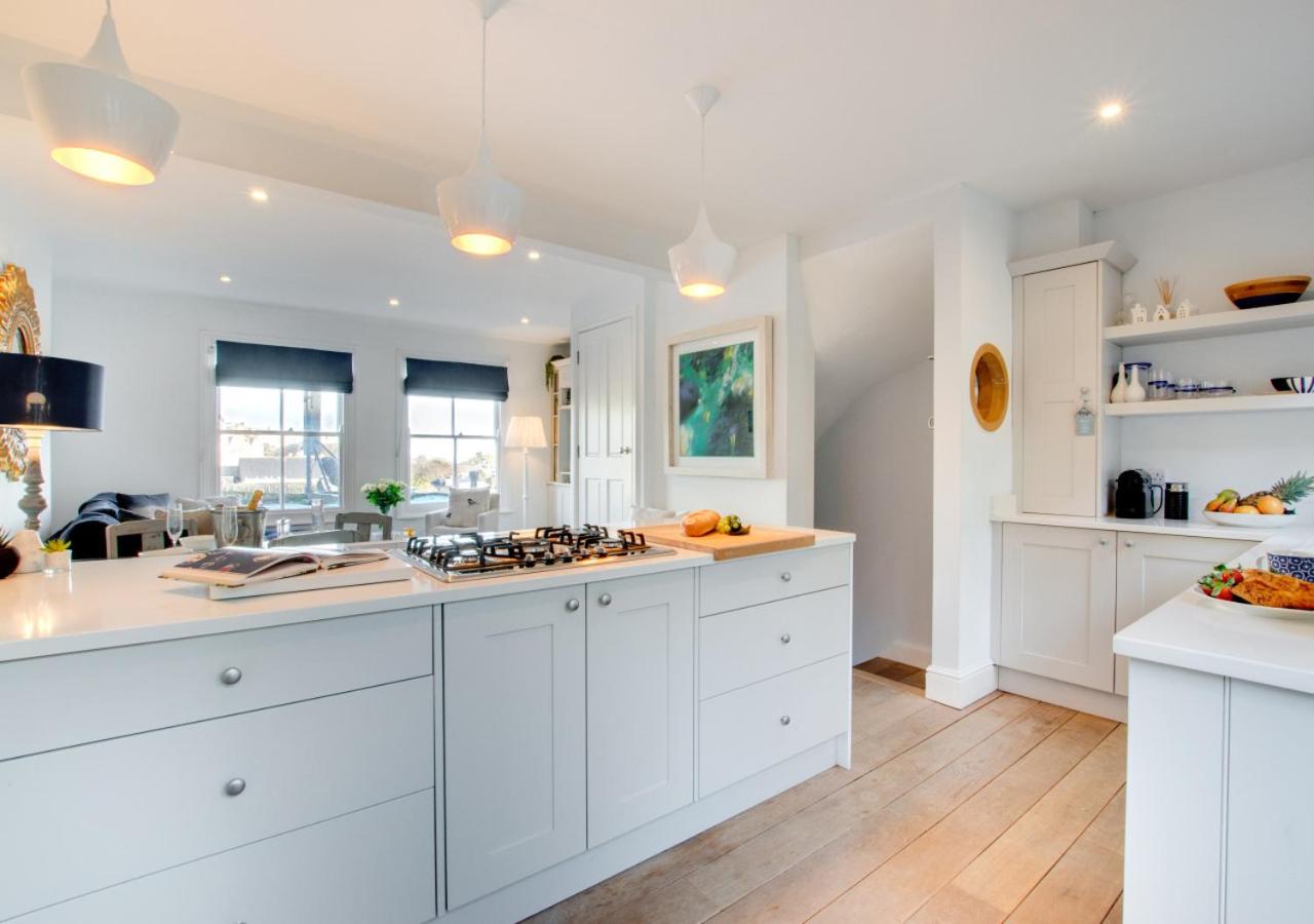 3 Bed in St Ives oc-p00495