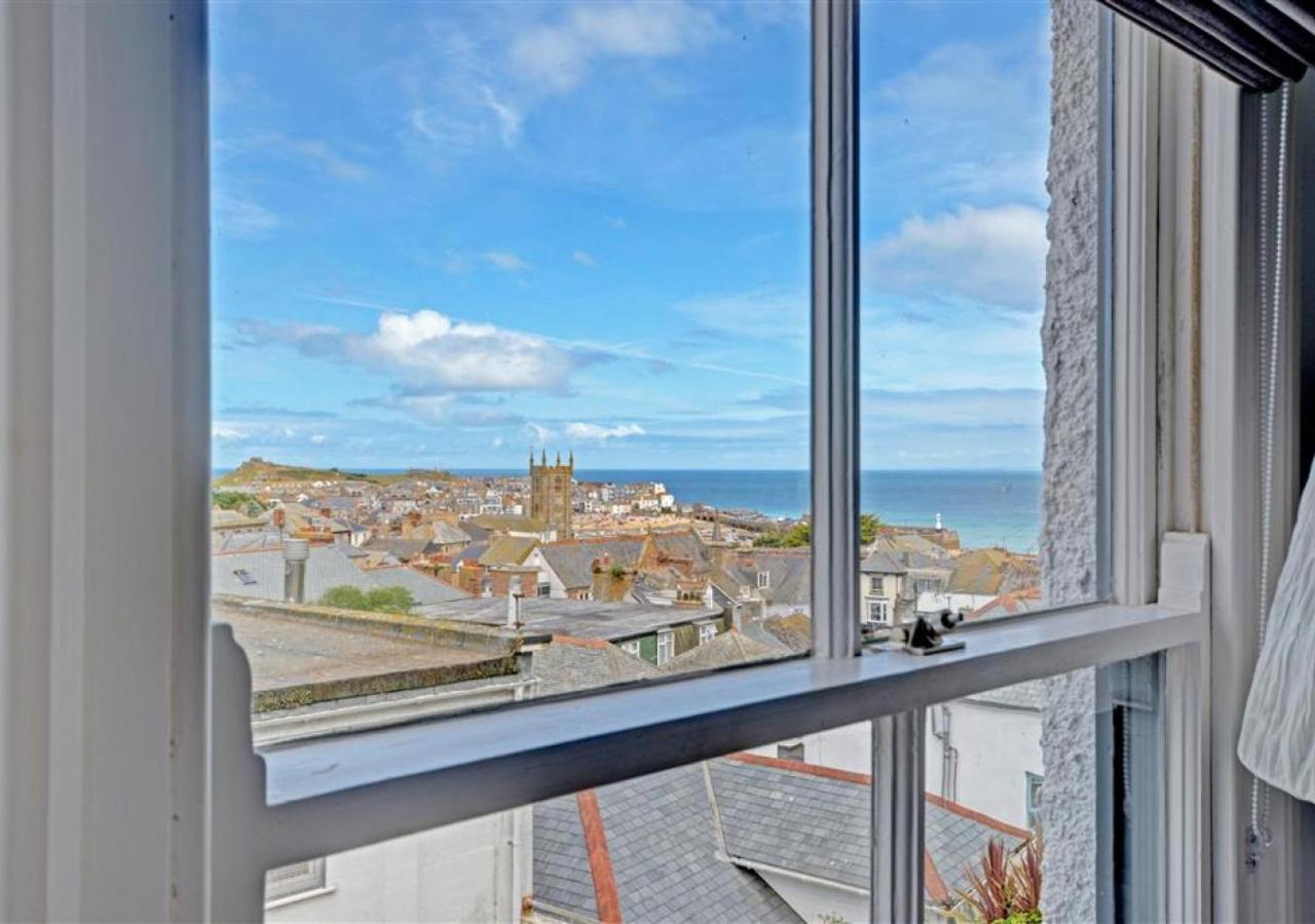 3 Bed in St Ives oc-p00495