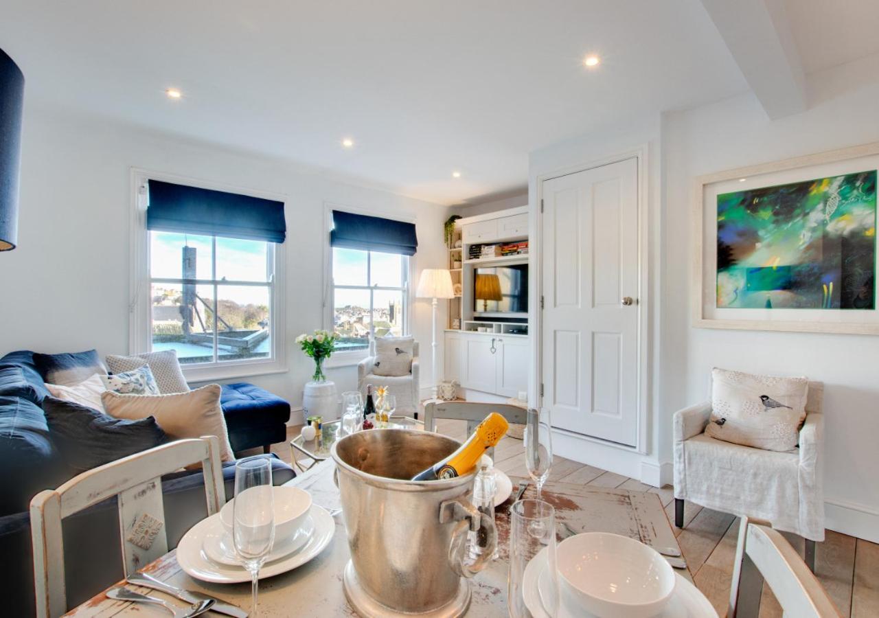 3 Bed in St Ives oc-p00495