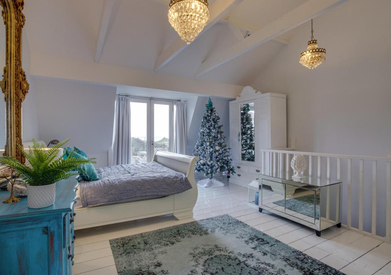 3 Bed in St Ives oc-p00495