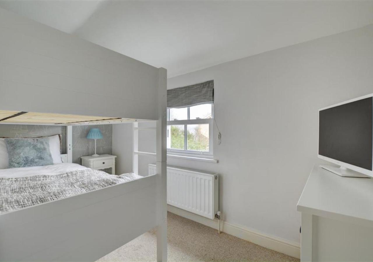 Corner Cottage