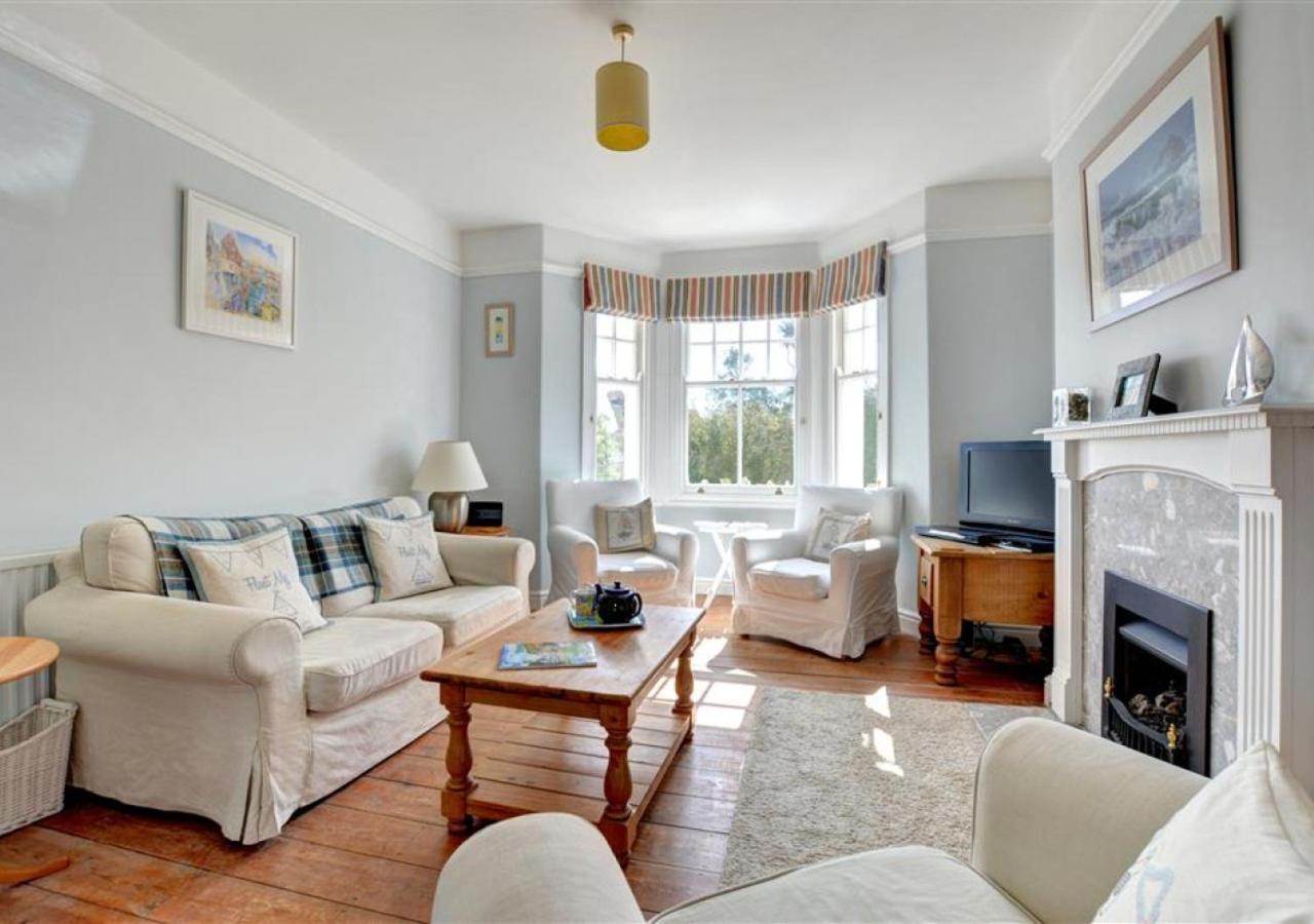 3 Bed in Padstow oc-p00550