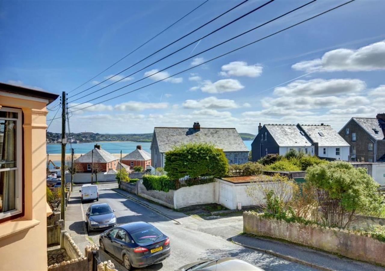 3 Bed in Padstow oc-p00550