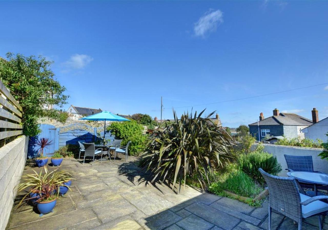 3 Bed in Padstow oc-p00550