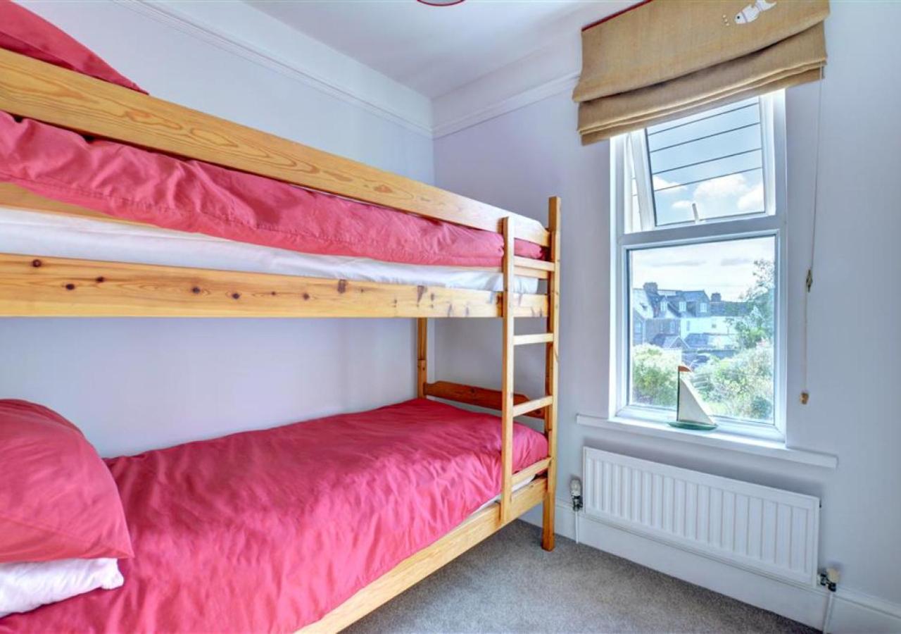3 Bed in Padstow oc-p00550