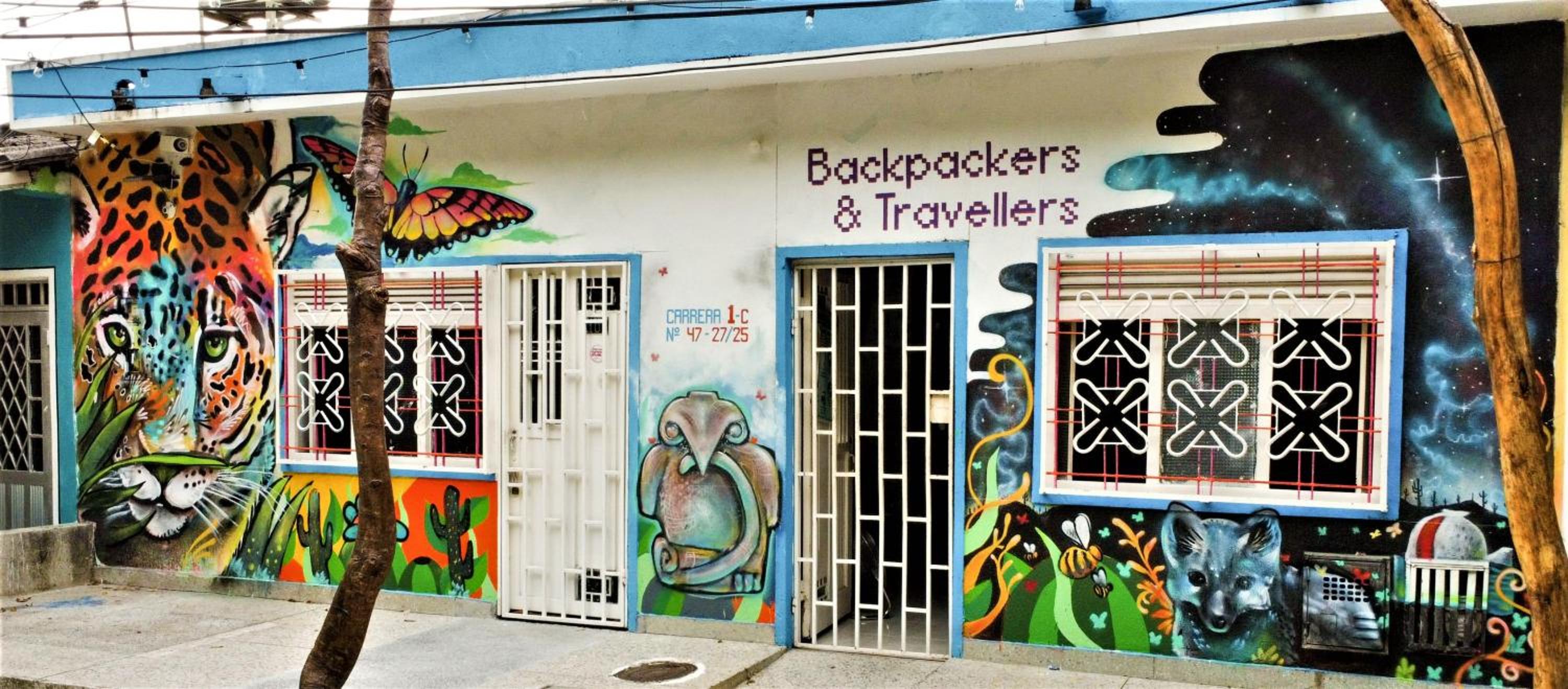 Backpackers And Travellers Art Hostel, Tours Agency huila y colombia view 2