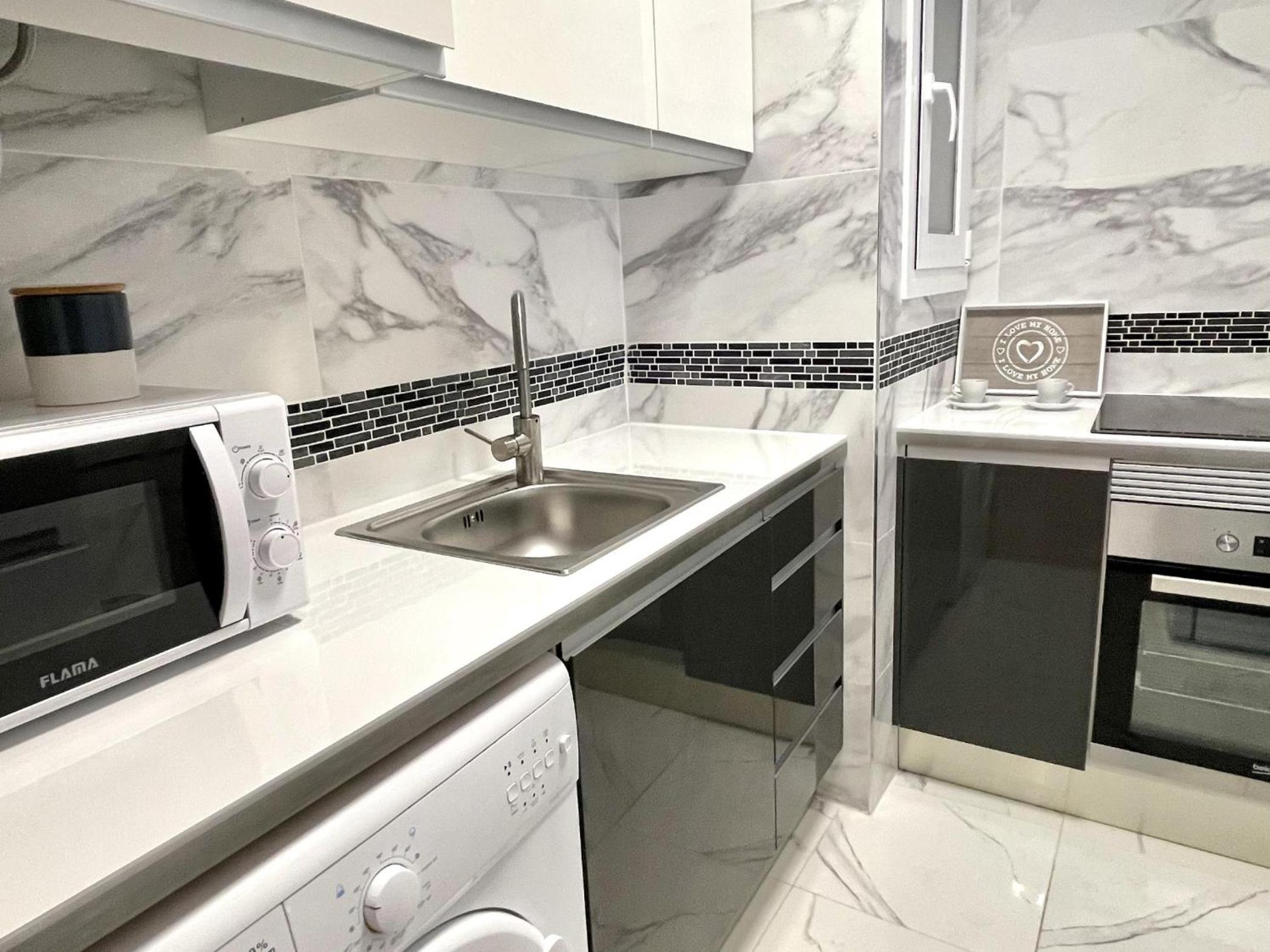 APARTBEACH CYE II VISTAS JARDIN y JUNTO PLAYA